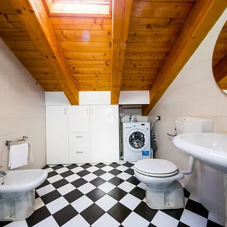 Quality Апартаменты *